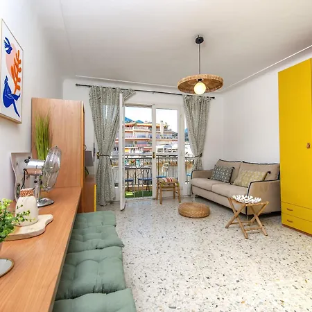 Menton, Pour 3 Personnes, Proche Gare Apartment