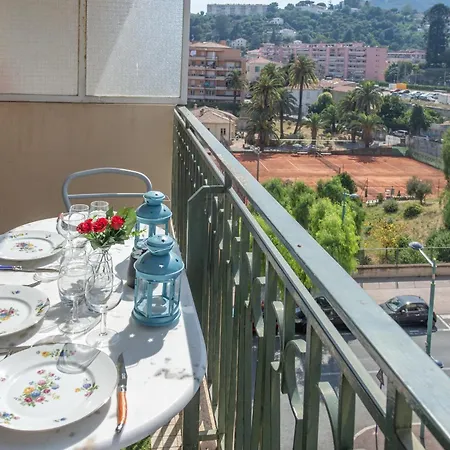 Apartment Menton, Pour 3 Personnes, Proche Gare *