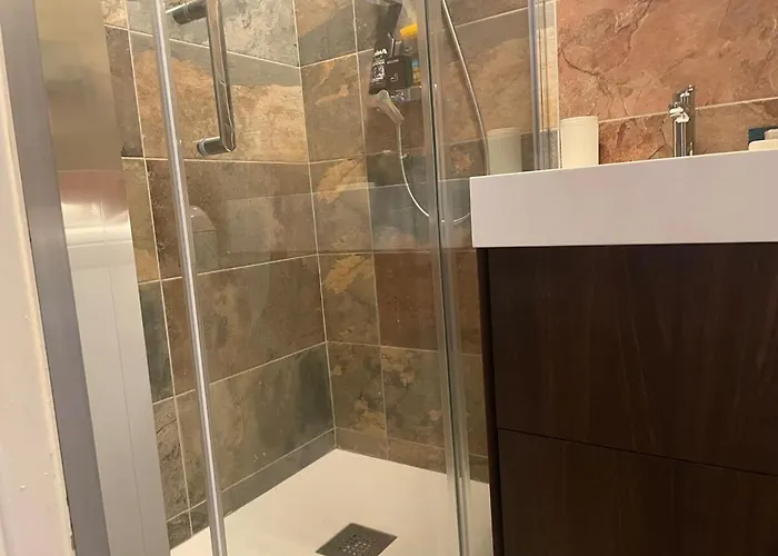 Lejlighed Menton, Pour 3 Personnes, Proche Gare